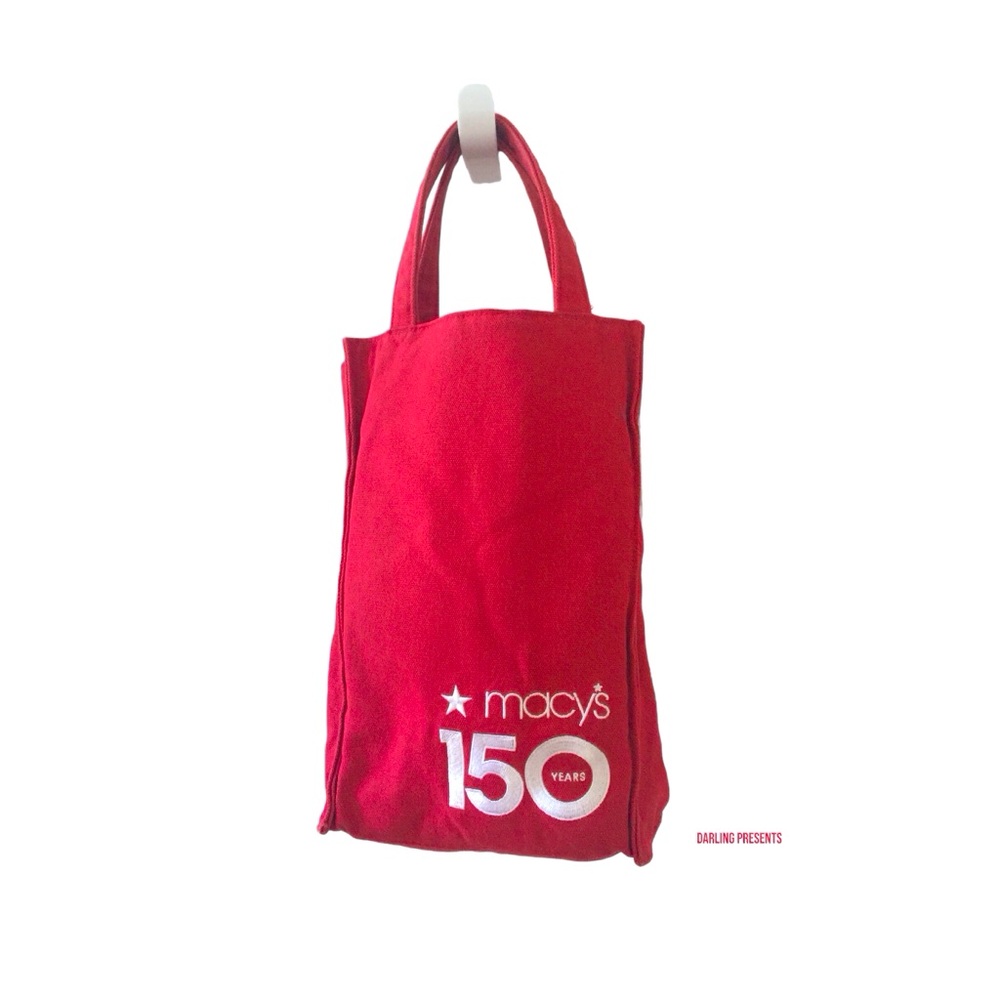 Macy’s 150 Years 2008 Vintage Wine Carrier Color Red